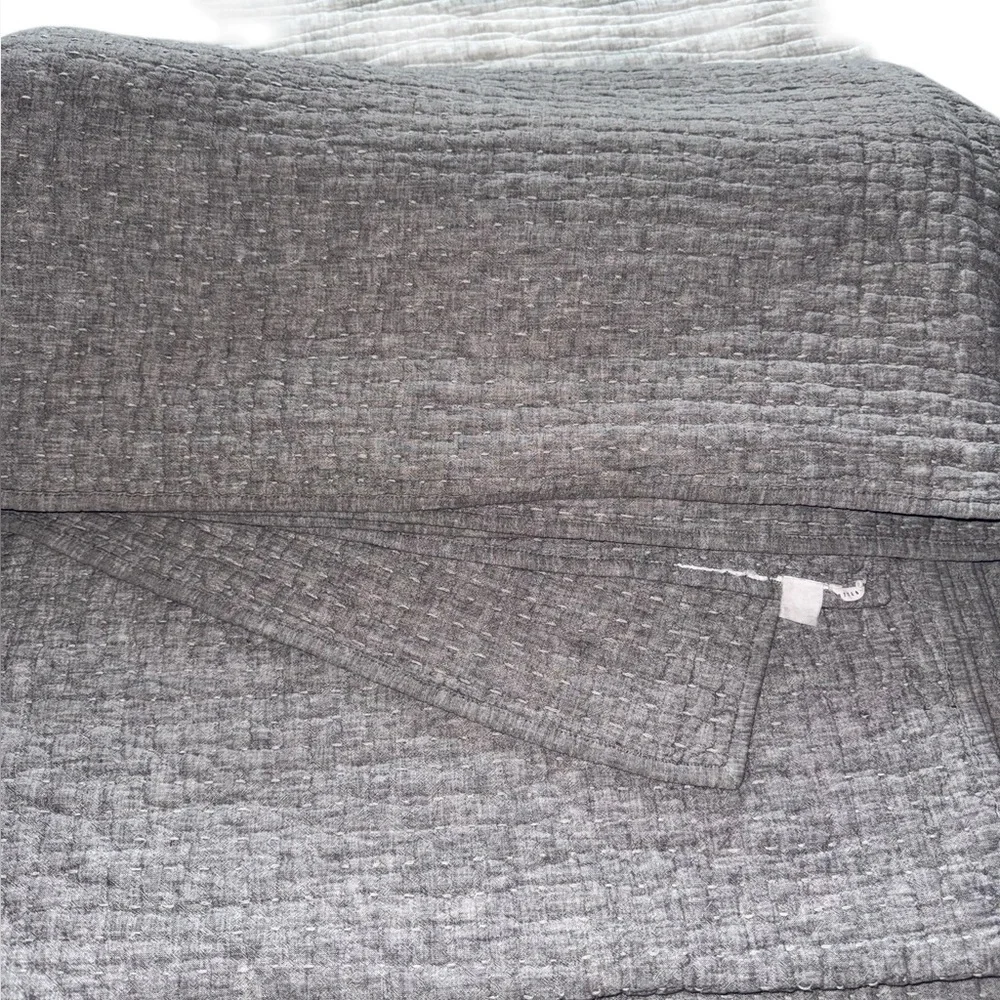 Pottery Barn Pick-Stitch Handcrafted Cotton Linen Quilt Gray King